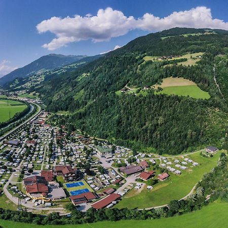 Chalet - Direkt Am 5 Sterne Campingplatz Aufenfeld Im Zillertal Mit Hallenbad Und Sauna Aschau Im Zillertal Esterno foto