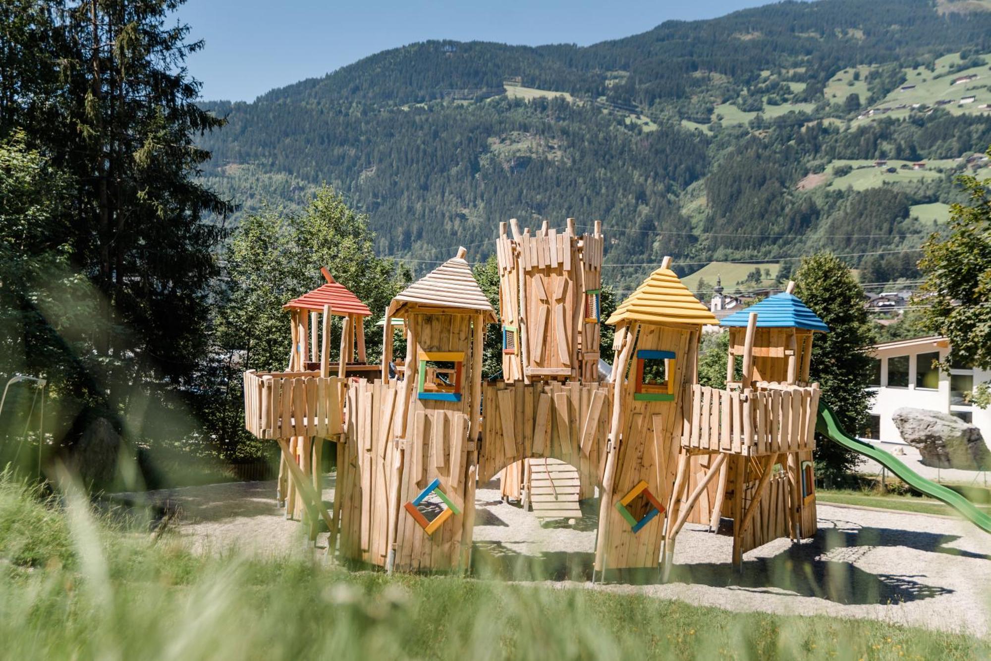 Chalet - Direkt Am 5 Sterne Campingplatz Aufenfeld Im Zillertal Mit Hallenbad Und Sauna Aschau Im Zillertal Esterno foto