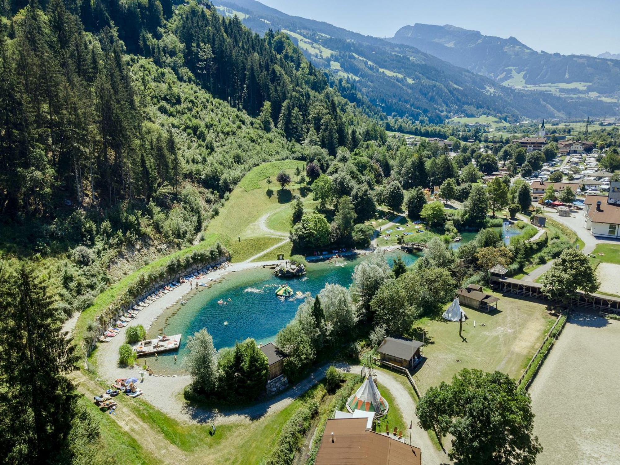 Chalet - Direkt Am 5 Sterne Campingplatz Aufenfeld Im Zillertal Mit Hallenbad Und Sauna Aschau Im Zillertal Esterno foto