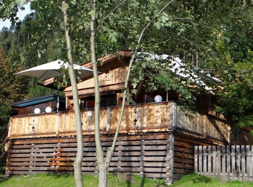 Chalet - Direkt Am 5 Sterne Campingplatz Aufenfeld Im Zillertal Mit Hallenbad Und Sauna Aschau Im Zillertal Esterno foto